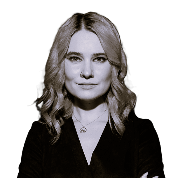 Полина Старикова