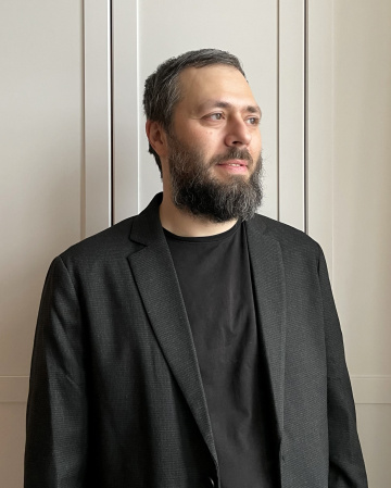 Никита Асадов