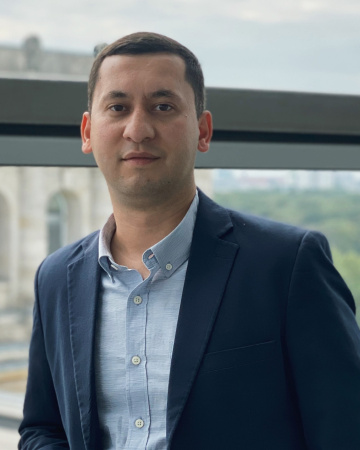 Бахром Ходжаев