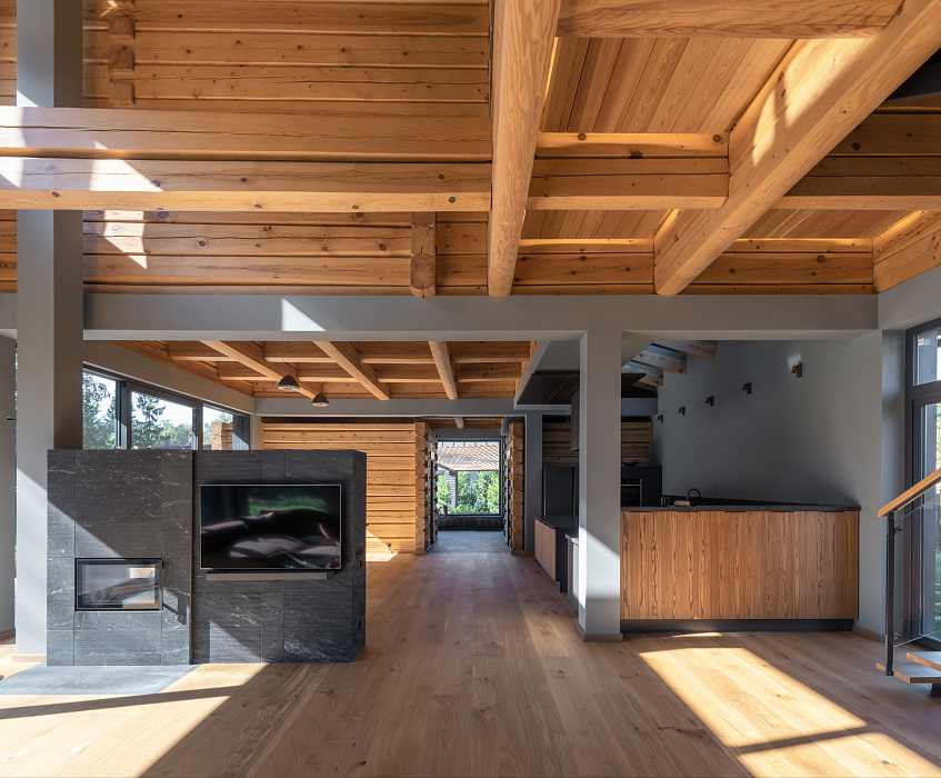 Дом - Палуба