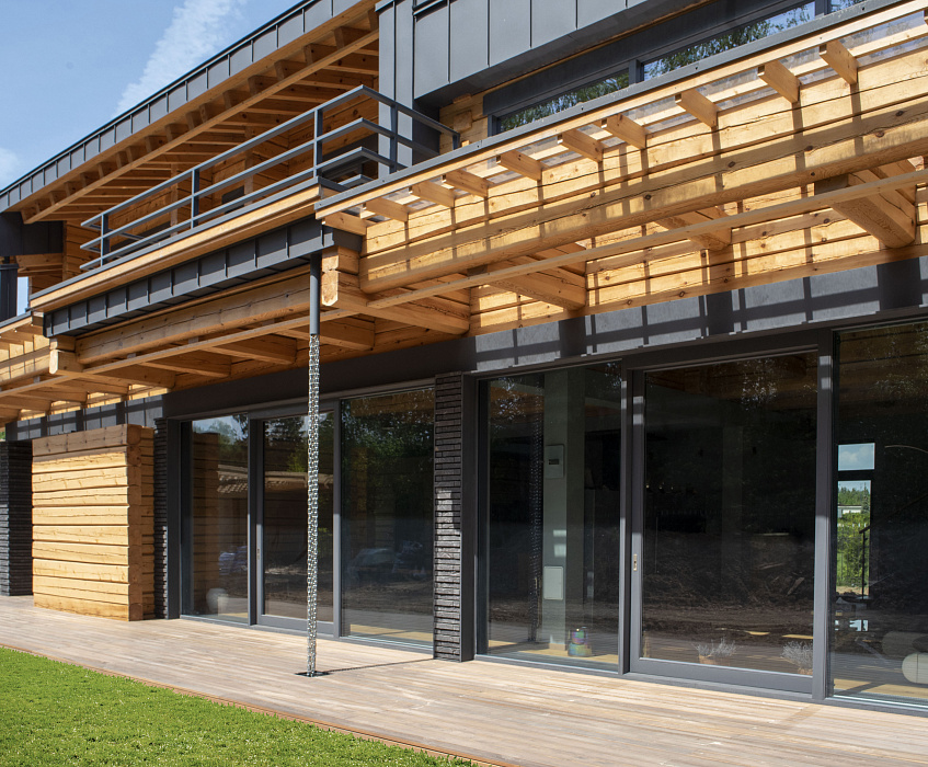 Дом - Палуба