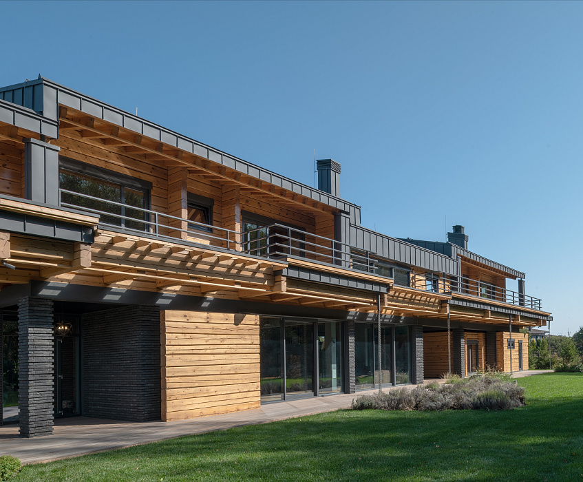 Дом - Палуба