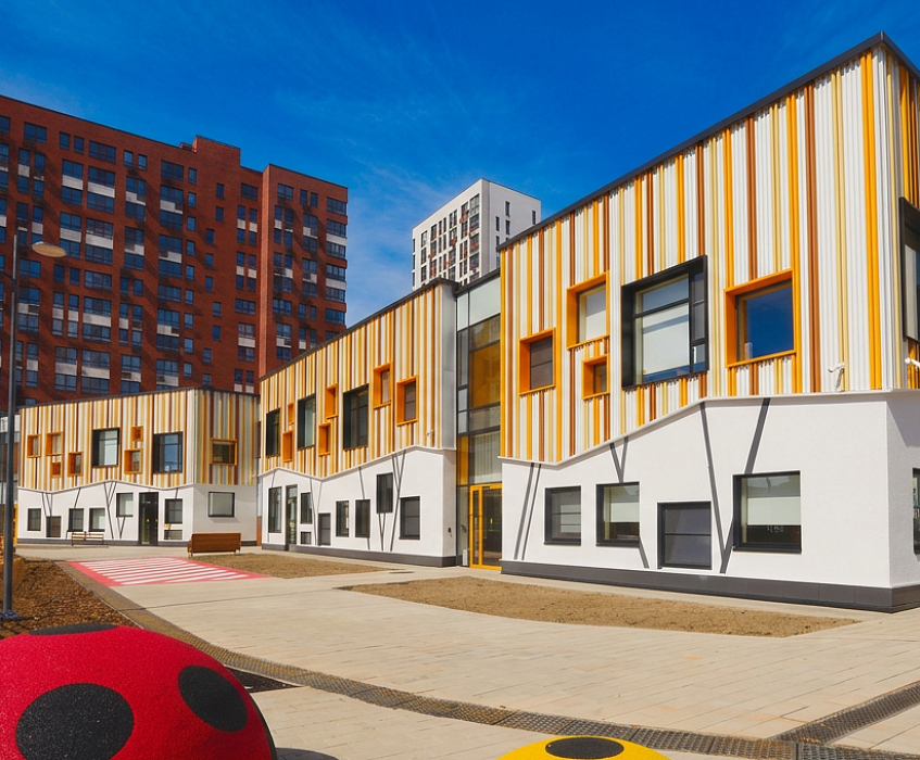 ДОО «Веселое королевство»